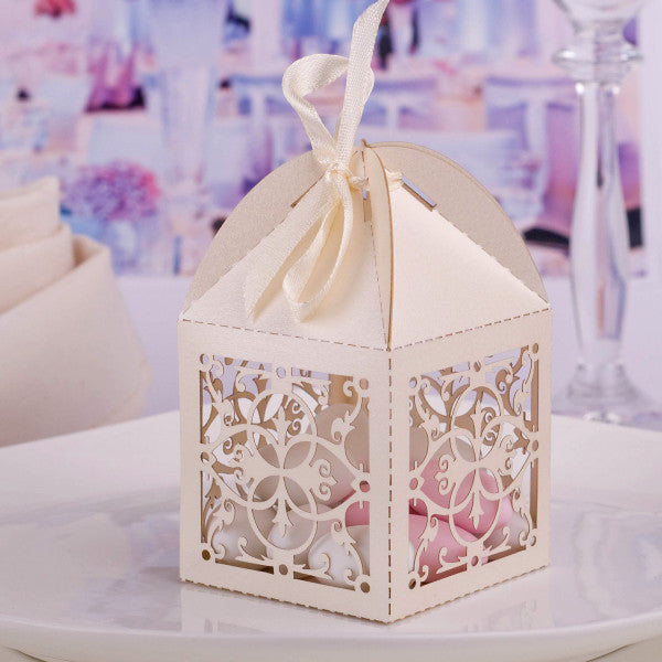 бонбоньерки, бонбоньєрки, бонбоньерки на свадьбу, бонбоньєрки на весілля, подарунки гостям на весілля, подарки гостям на свадьбе, подарунки гостям на весіллі, бонбоньєрки для гостей, маленькі коробочки для весілля, бонбоньєрки на весілля купити, Бонбоньєрки коробочки на весілля, Бонбоньєрки для гостей, Купити бонбоньєрки, Весільна бонбоньєрка,